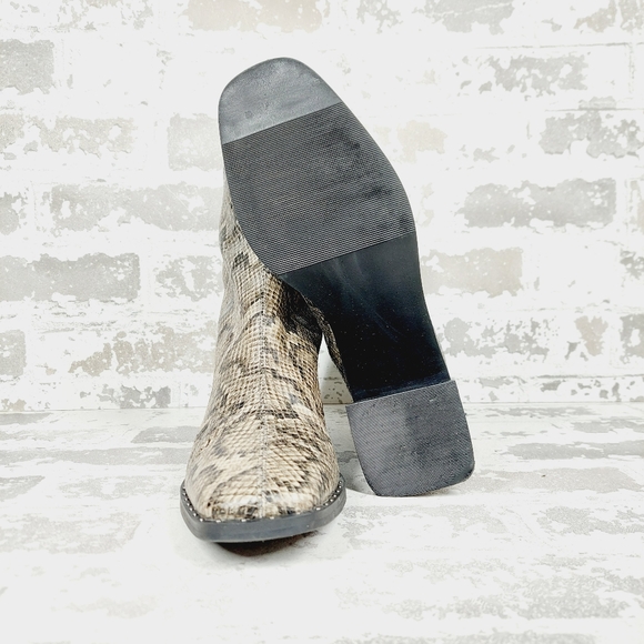 NEW Open Edit Giah Tan Black Snakeskin Block Heel Ankle Bootie A952 - Picture 8 of 11